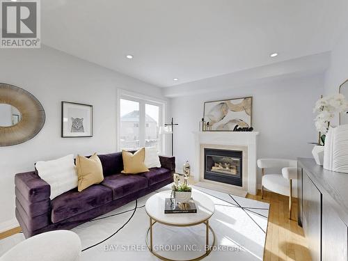 15 Futura Avenue, Richmond Hill, ON - Indoor Photo Showing Living Room With Fireplace