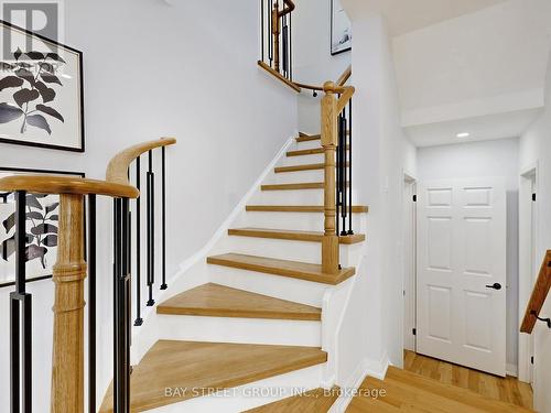 15 Futura Avenue, Richmond Hill, ON - Indoor Photo Showing Other Room