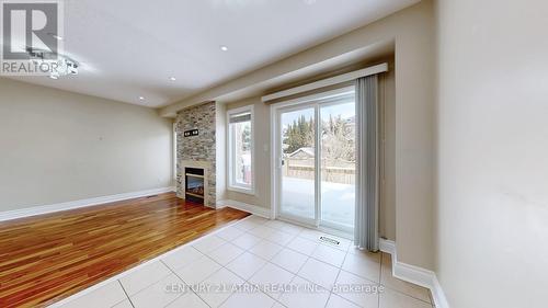 68 Walkview Crescent, Richmond Hill, ON - Indoor Photo Showing Other Room With Fireplace