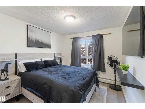 #324 5350 199 St Nw, Edmonton, AB - Indoor Photo Showing Bedroom