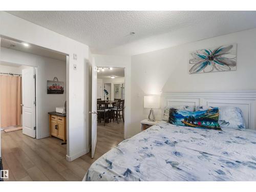 #324 5350 199 St Nw, Edmonton, AB - Indoor Photo Showing Bedroom