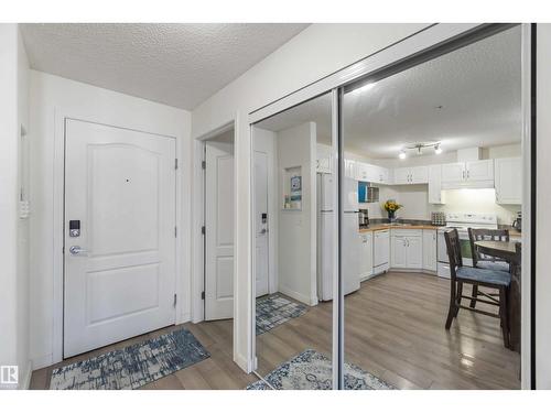 #324 5350 199 St Nw, Edmonton, AB - Indoor Photo Showing Other Room