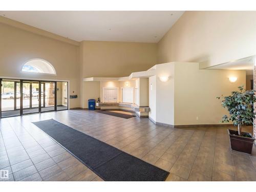 #324 5350 199 St Nw, Edmonton, AB - Indoor Photo Showing Other Room