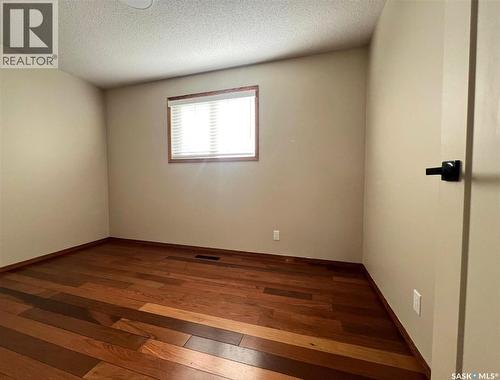 1200 Dahl Street E, Swift Current, SK - Indoor Photo Showing Other Room