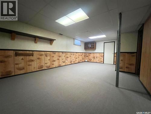 1200 Dahl Street E, Swift Current, SK - Indoor