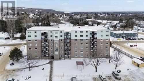 405 - 935 STOCKDALE ROAD  North Bay (Widdifield), ON P1B 9L7