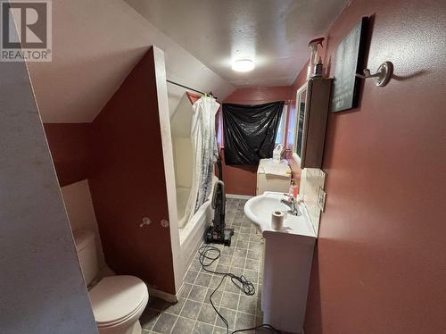 312 Huron St, Sault Ste. Marie, ON - Indoor Photo Showing Bathroom