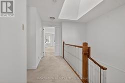 Bright 2nd floor - 
