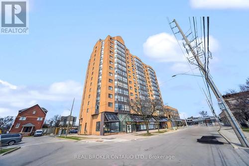 903 - 25 AGNES STREET  Mississauga, ON L5B 3X7