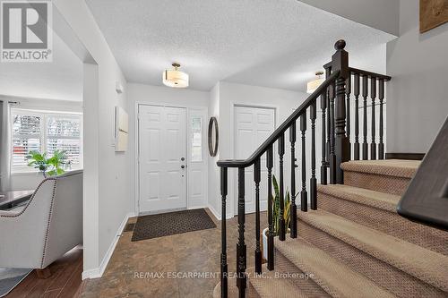 8316 Twenty Road E, Hamilton, ON - Indoor Photo Showing Other Room