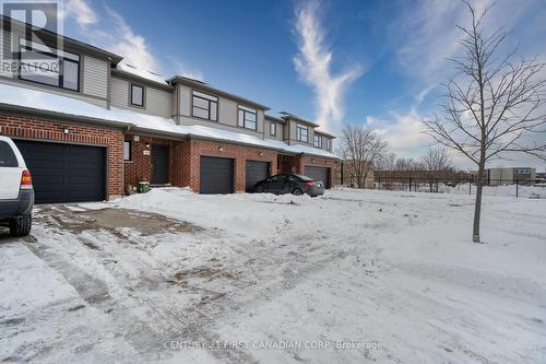1323 Michael Circle, London East (East D), ON - Outdoor