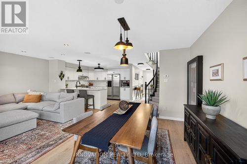 23 Abaca Way, Ottawa, ON - Indoor Photo Showing Living Room