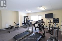 Exercise room with sauna room - 