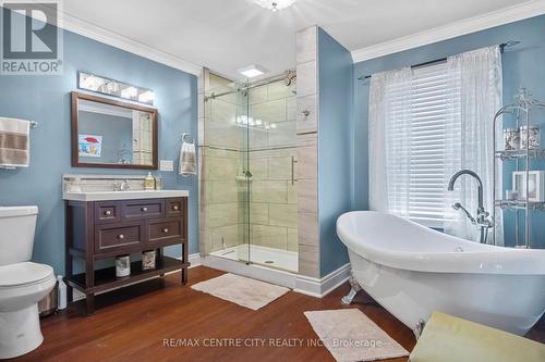 32 Third Avenue, St. Thomas, ON - Indoor Photo Showing Bathroom