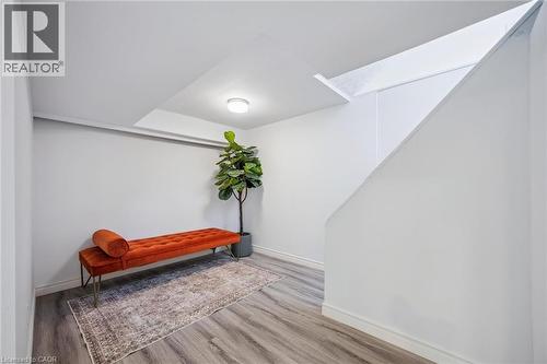 Sitting room featuring light wood-style floors - 21 Forest Glen Court, Kitchener, ON - Indoor Photo Showing Other Room