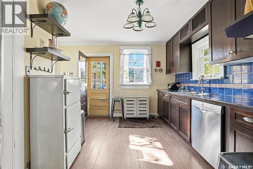 809 6Th Avenue N, Saskatoon, SK - Indoor Photo Showing Other Room