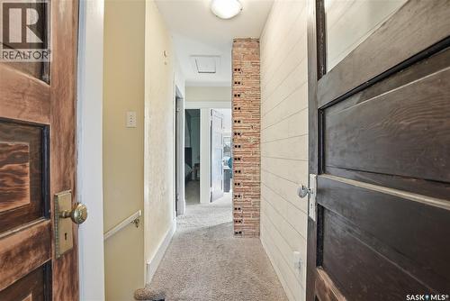 809 6Th Avenue N, Saskatoon, SK - Indoor Photo Showing Other Room
