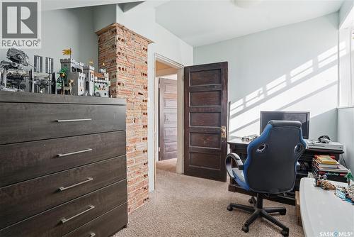 809 6Th Avenue N, Saskatoon, SK - Indoor