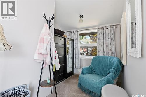 809 6Th Avenue N, Saskatoon, SK - Indoor