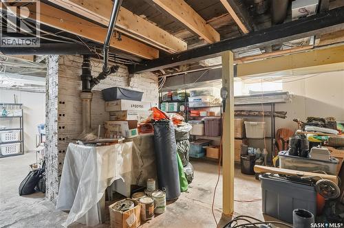 809 6Th Avenue N, Saskatoon, SK - Indoor