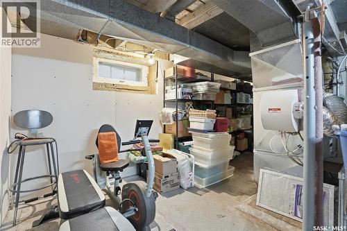 809 6Th Avenue N, Saskatoon, SK - Indoor Photo Showing Gym Room