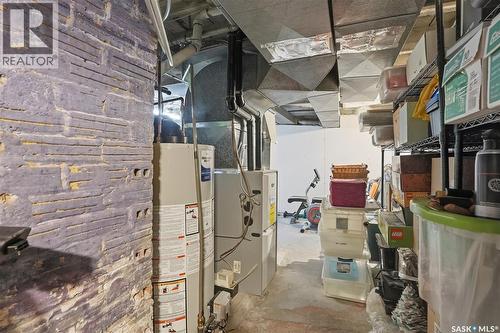 809 6Th Avenue N, Saskatoon, SK - Indoor Photo Showing Basement