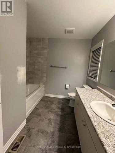 270 Grovehill Crescent, Kitchener, ON - Indoor Photo Showing Bathroom