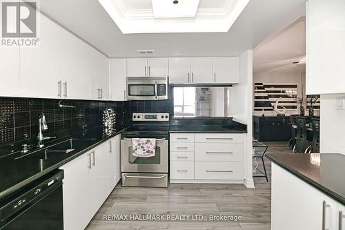 808 - 7601 BATHURST STREET  Vaughan, ON L4J 4H5