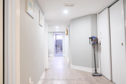11 Blaydon Avenue, Toronto, ON - Indoor Photo Showing Other Room