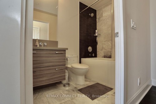 2504-33 Shore Breeze Drive, Toronto, ON - Indoor Photo Showing Bathroom
