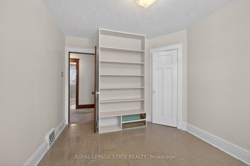 250 Glendale Avenue N, Hamilton, ON - Indoor Photo Showing Other Room