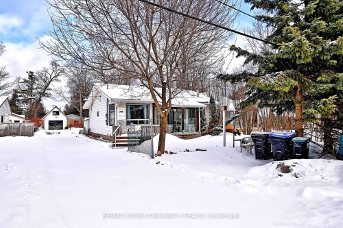 704 Hastings Avenue, Innisfil, ON - Outdoor