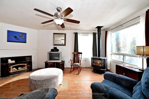 704 Hastings Avenue, Innisfil, ON - Indoor With Fireplace