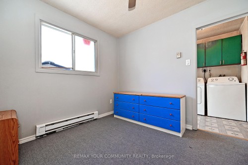 704 Hastings Avenue, Innisfil, ON - Indoor Photo Showing Laundry Room