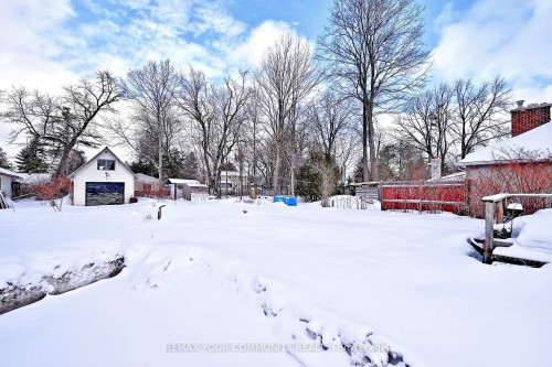 704 Hastings Avenue, Innisfil, ON - Outdoor