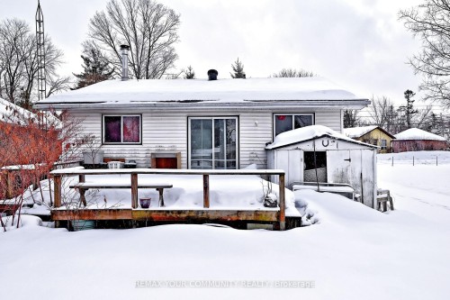 704 Hastings Avenue, Innisfil, ON - Outdoor