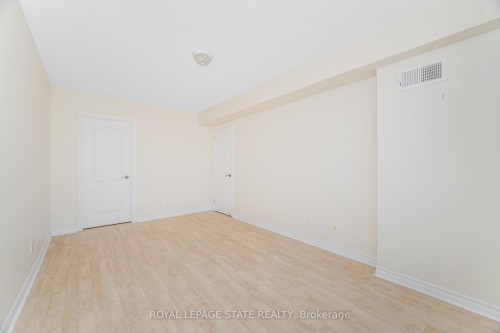 1605-135 James Street S, Hamilton, ON - Indoor Photo Showing Other Room