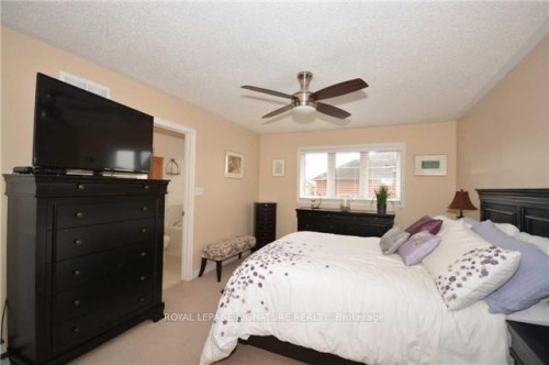 5610 Freshwater Drive, Mississauga, ON 