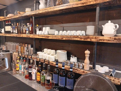 1316 Queen Street W, Toronto, ON 