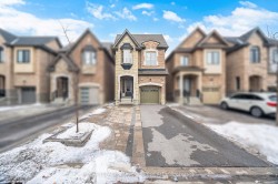 86 Hatton Garden Road  Vaughan, ON L4H 3P8