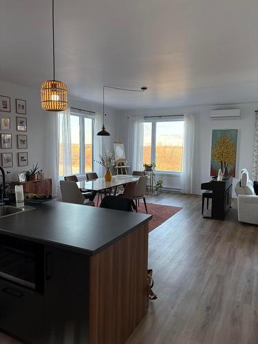 Dining room - 401-85 Rue Janine-Sutto, Cowansville, QC - Indoor Photo Showing Living Room
