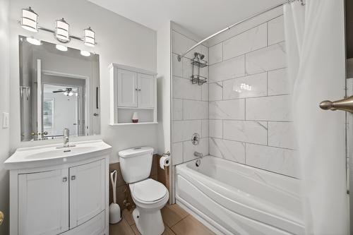 308-751 Grandview Terrace, Kamloops, BC - Indoor Photo Showing Bathroom