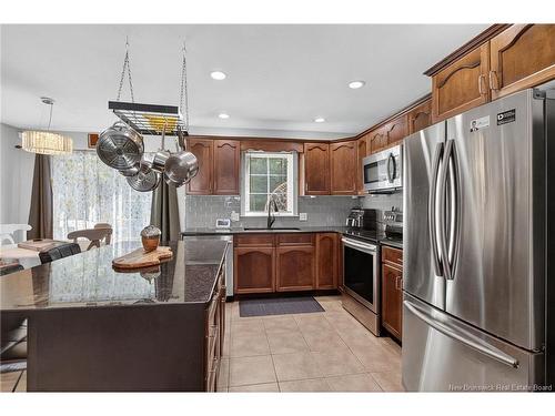 28 Glenforest Dr, Riverview, NB 