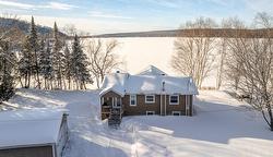 824 Ch. du Tour-du-Lac-David S.  Chute-Saint-Philippe, QC J0W 1A0