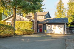 1672 Meredith Rd  Nanaimo, BC V9S 2M4