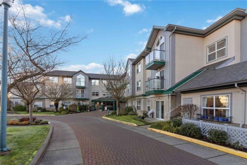 207-1485 Garnet Rd  Saanich, BC V8P 5T5