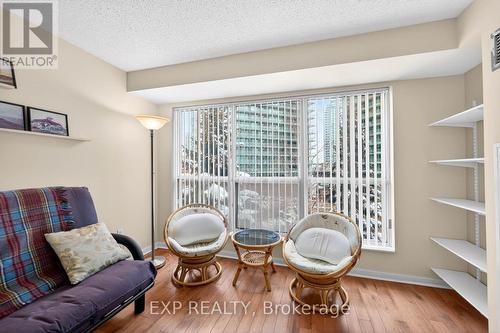 517 - 23 Lorraine Drive, Toronto, ON - Indoor