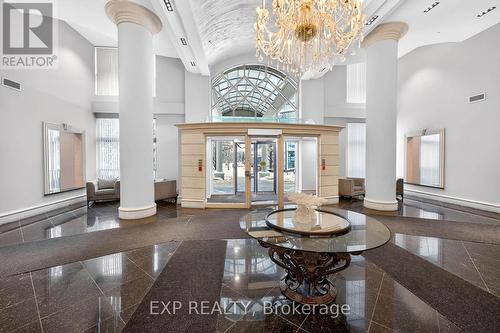 517 - 23 Lorraine Drive, Toronto, ON - Indoor Photo Showing Other Room