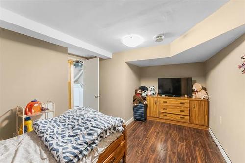 125 Le Maire St, Winnipeg, MB 