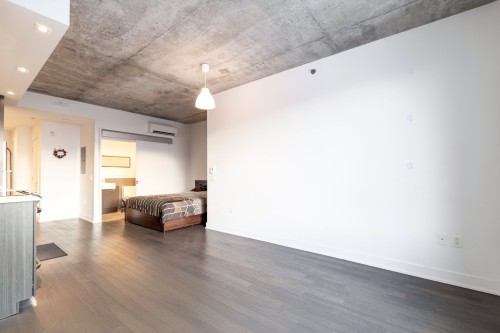 Living Room - 601B-5077 Rue Paré, Montréal (Côte-Des-Neiges/Notre-Dame-De-Grâce), QC - Indoor